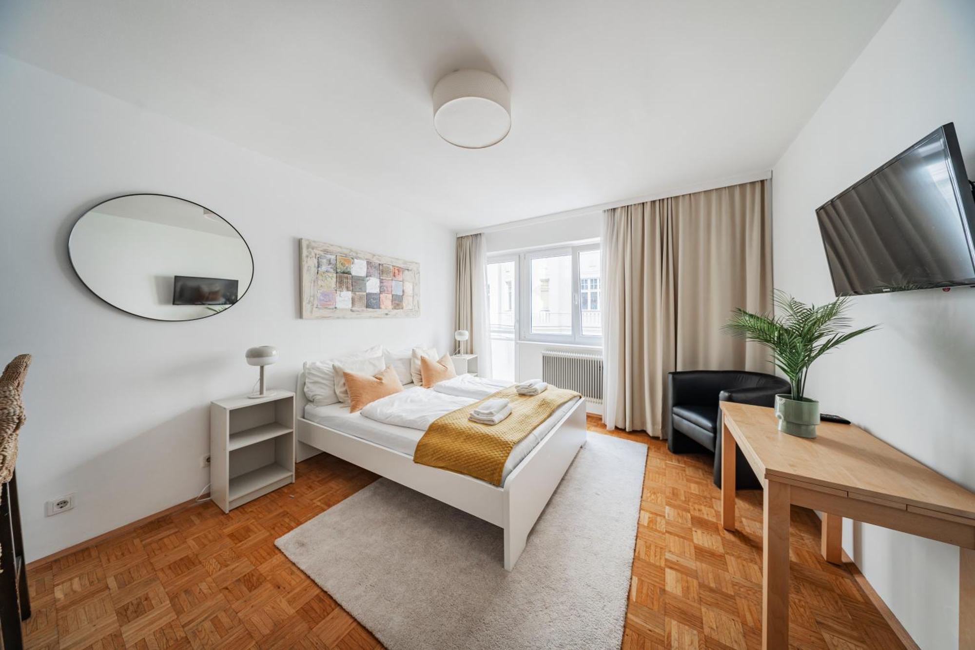 Studio Next To Karlskirche Vienna Luaran gambar