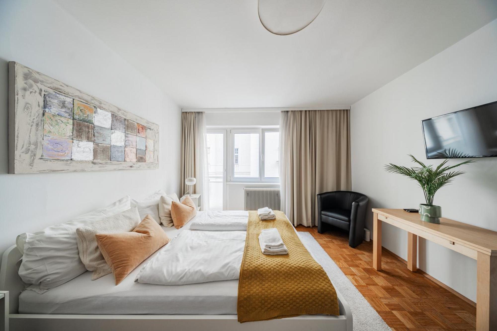 Studio Next To Karlskirche Vienna Luaran gambar